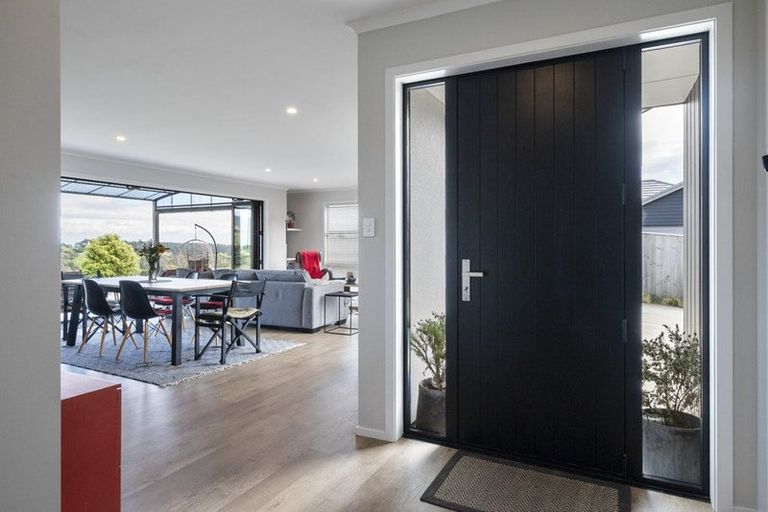 Photo of property in 32 Varsity Heights, Fitzherbert, Palmerston North, 4410