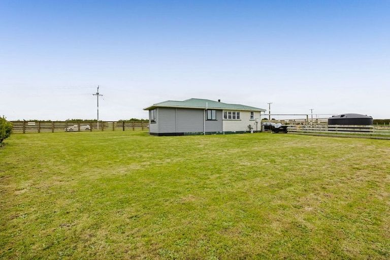 Photo of property in 253 Mawhitiwhiti Road, Normanby, Hawera, 4675