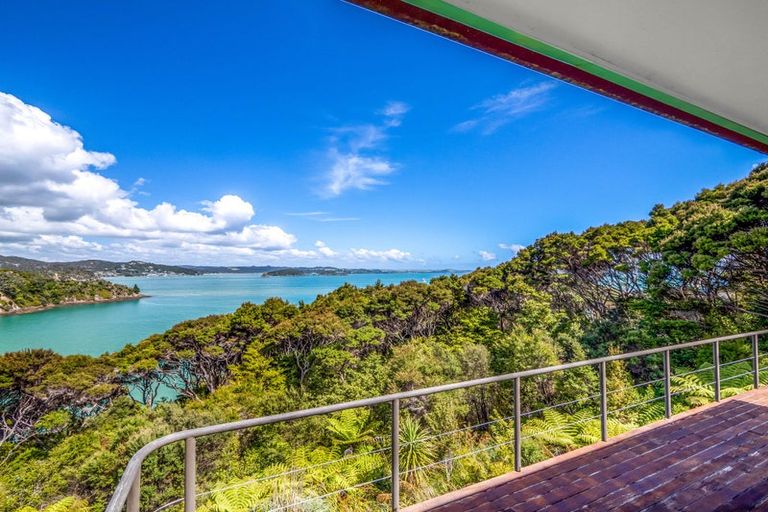 Photo of property in 37 Gilbert Mair Rise, Russell, 0272