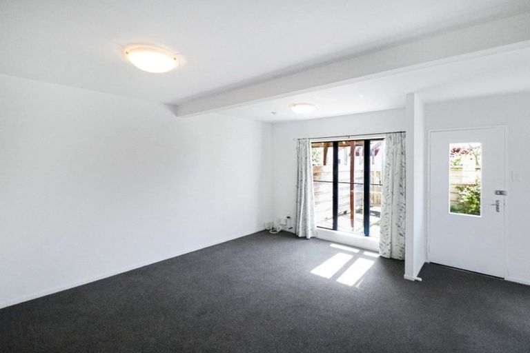 Photo of property in 8/72 Waiwhetu Road, Waiwhetu, Lower Hutt, 5010