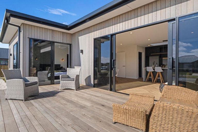 Photo of property in 26 Whakahaumako Road, Leamington, 3495