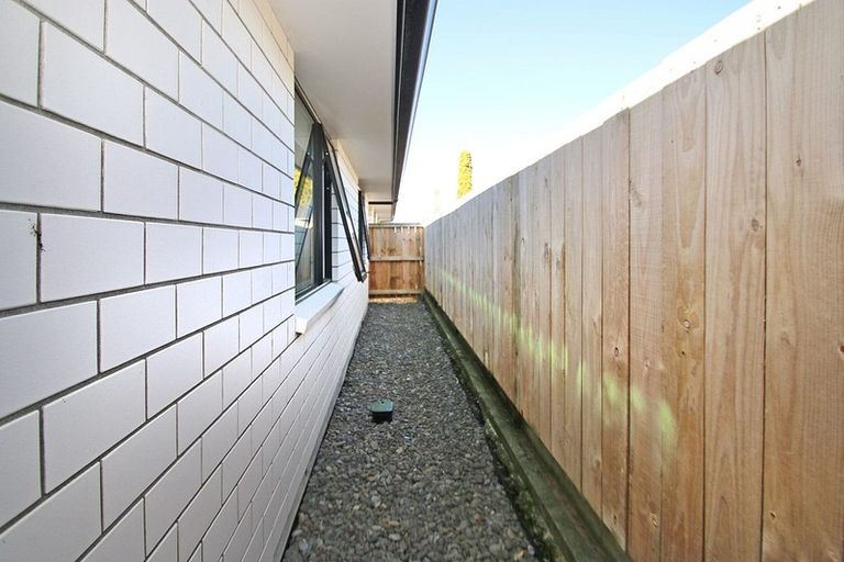 Photo of property in 5/1 Burrows Place, Frankton, Hamilton, 3204