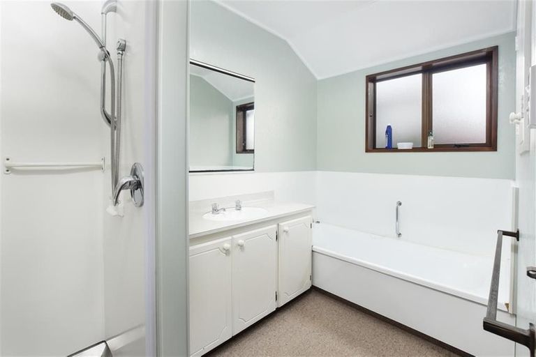 Photo of property in 40a Bay View Road, South Dunedin, Dunedin, 9012