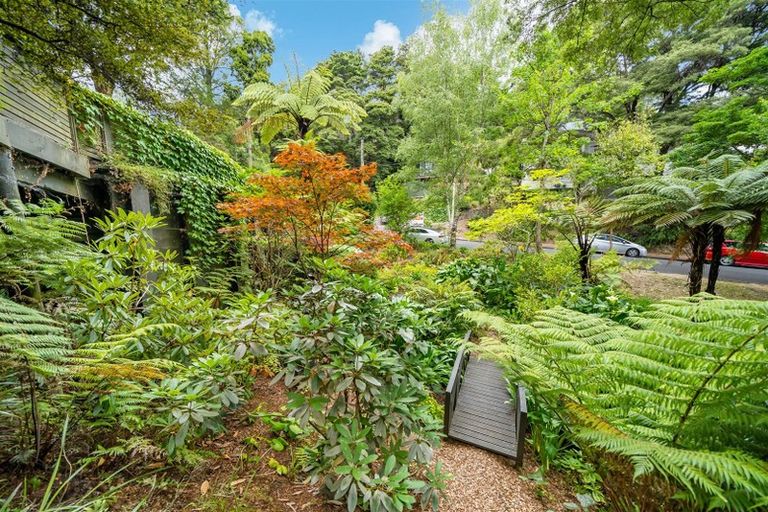 Photo of property in 55 Chatsworth Road, Silverstream, Upper Hutt, 5019