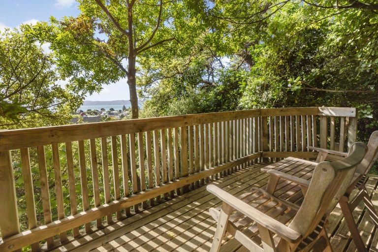 Photo of property in 18 Mahoe Street, Eastbourne, Lower Hutt, 5013