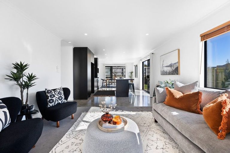 Photo of property in 13 Rua Place, Bell Block, New Plymouth, 4312