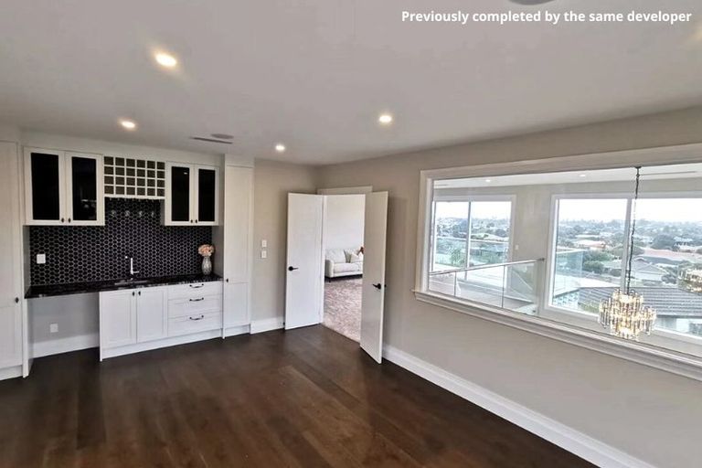 Photo of property in 40 Paparahi Place, Wainui, 0992