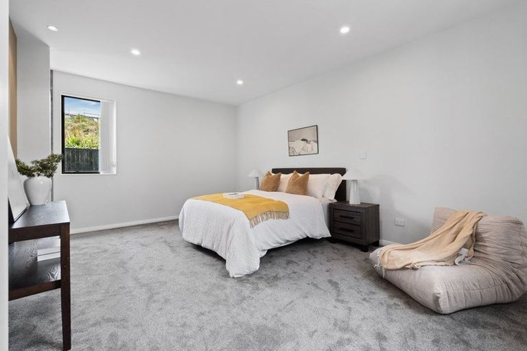 Photo of property in 8 Kumukumu Road, Long Bay, Auckland, 0630