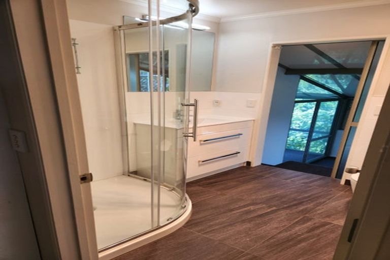 Photo of property in 769b Whangaparaoa Road, Manly, Whangaparaoa, 0930