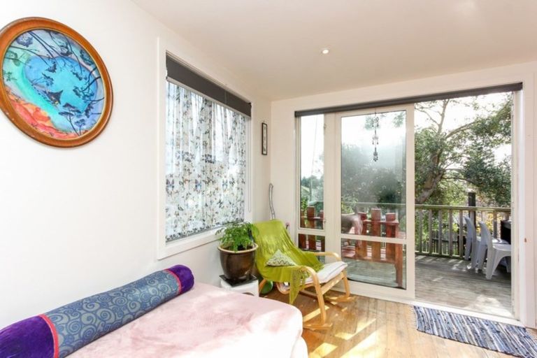 Photo of property in 25 Gaine Street, New Plymouth, 4310