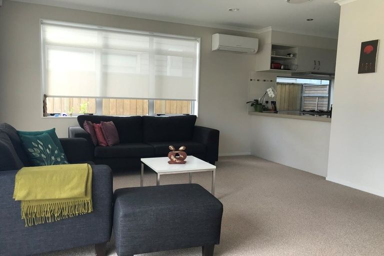 Photo of property in 104 Flat Bush School Road, Flat Bush, Auckland, 2019