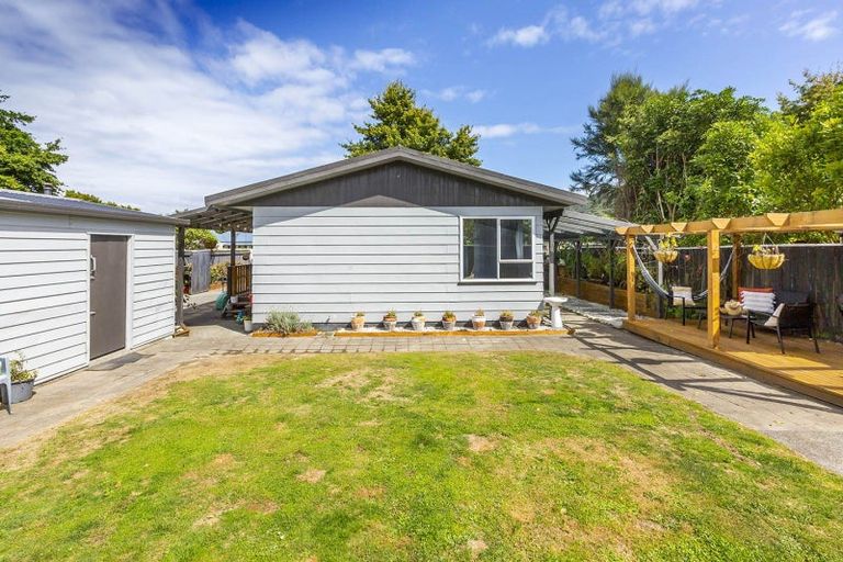 Photo of property in 84 Totara Park Road, Totara Park, Upper Hutt, 5018