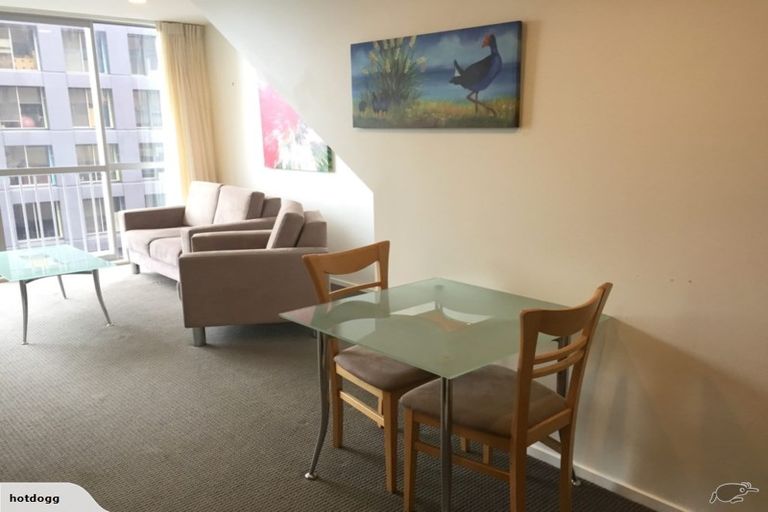 Photo of property in Terrace Heights Apartments, 2/163p The Terrace, Wellington Central, Wellington, 6011