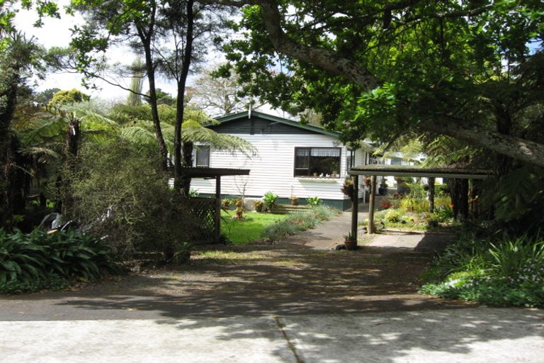 Photo of property in 10 Duncan Rise, Herald Island, Auckland, 0618