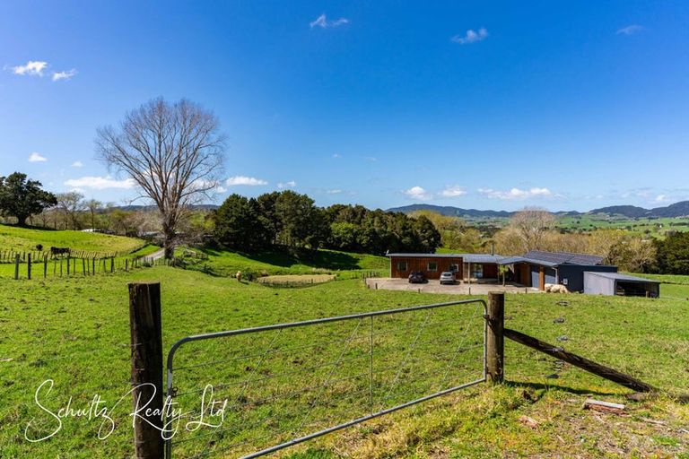 Photo of property in 32 Nikau Lane, Maungaturoto, 0520