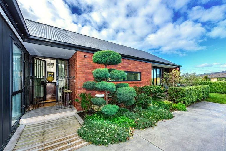 Photo of property in 13 Collier Drive, Halswell, Christchurch, 8025