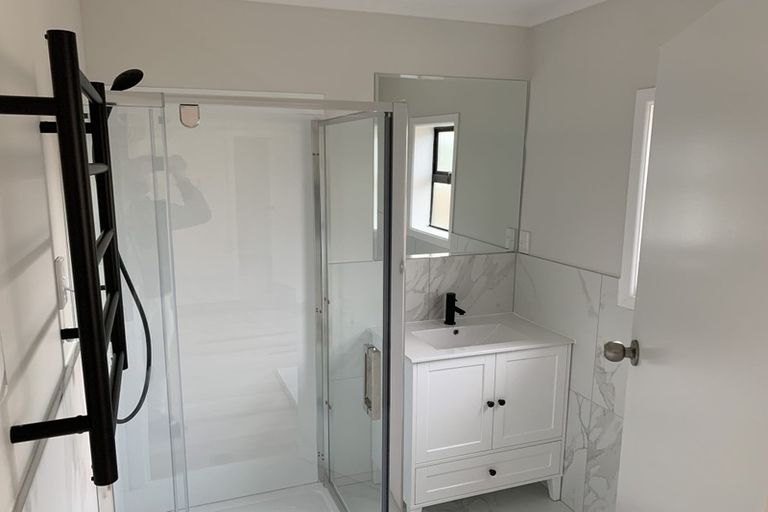 Photo of property in 73a Weymouth Road, Manurewa, Auckland, 2102