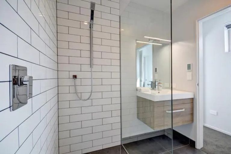 Photo of property in 715 Frankton Road, Queenstown, 9300