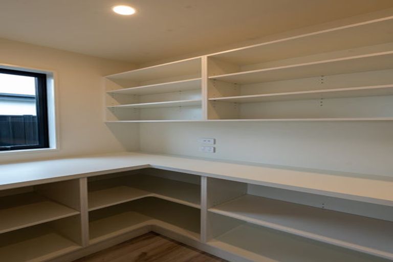 Photo of property in 32 Mcgarry Drive, Kaiapoi, 7630