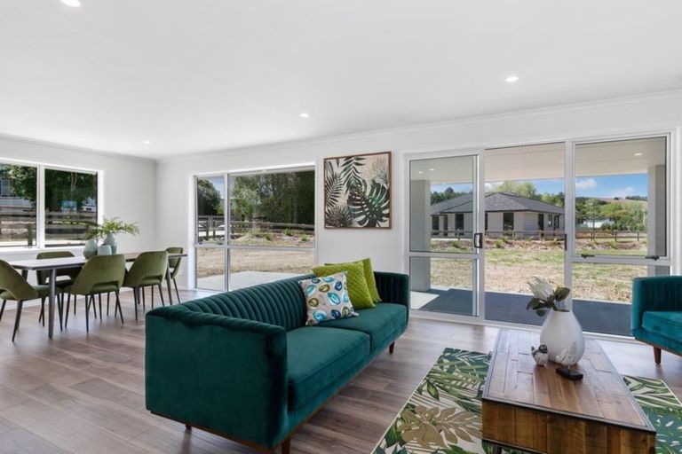 Photo of property in 23 Downer Access Road, Kaukapakapa, 0873