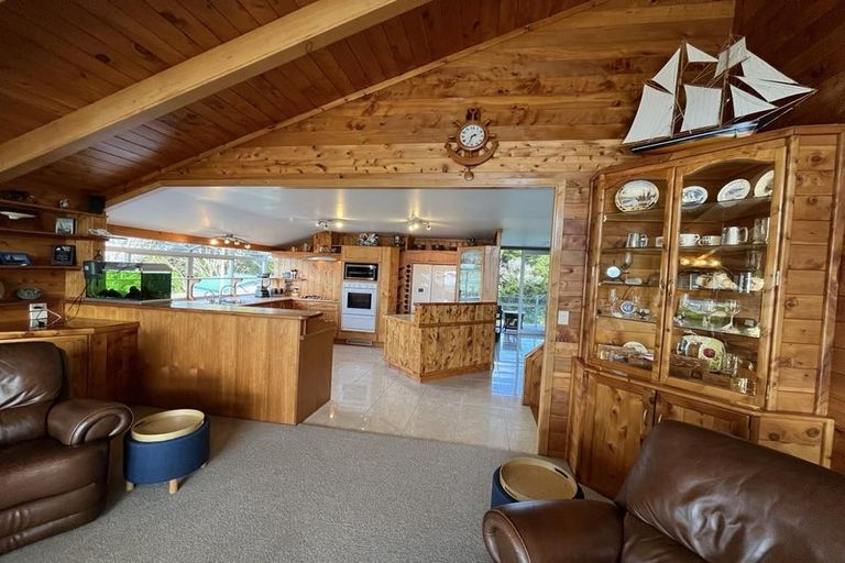 Photo of property in 18 Sir George Back Street, Opua, 0200