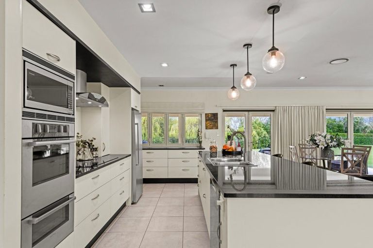 Photo of property in 475 Stoney Creek Road, Kelvin Grove, Palmerston North, 4470