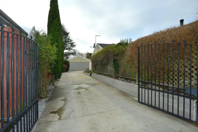 Photo of property in 120 Kendal Avenue, Burnside, Christchurch, 8053