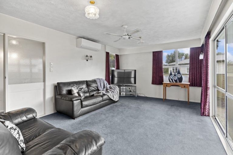 Photo of property in 25 Moore Crescent, Carterton, 5713