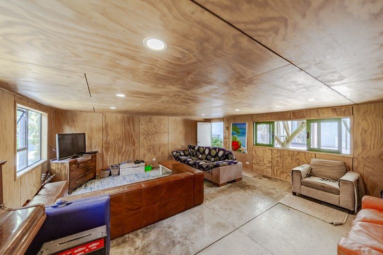 Photo of property in 7 Albert Street, Clive, 4102