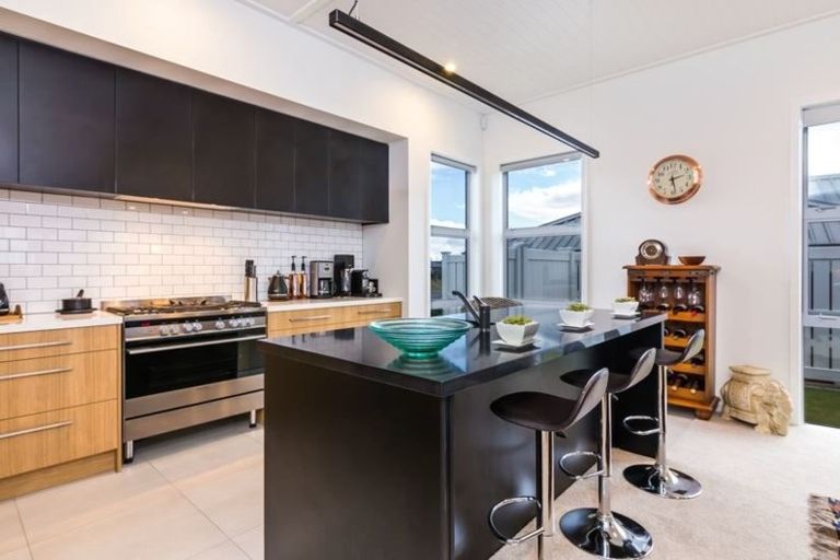 Photo of property in 28 Victoria Street, Richmond Heights, Taupo, 3330