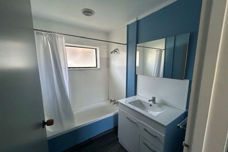 Photo of property in 12 Redwood Drive, Waipukurau, 4200