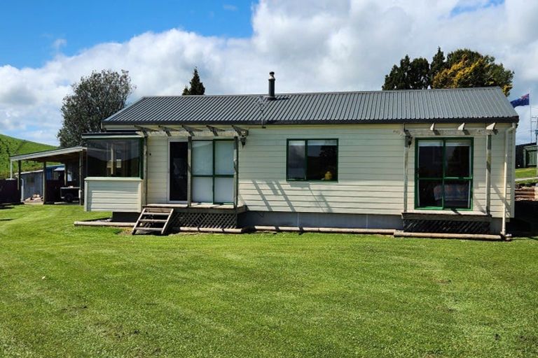 Photo of property in 191 Lincoln Road, Inglewood, 4389