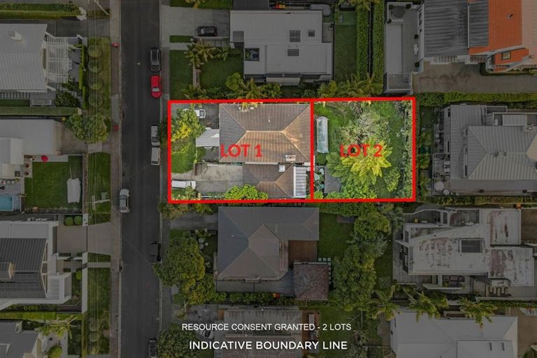 Photo of property in 22 Muritai Road, Milford, Auckland, 0620