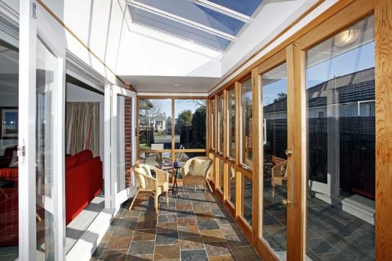 Photo of property in 24 Longmuir Street, Ilam, Christchurch, 8041