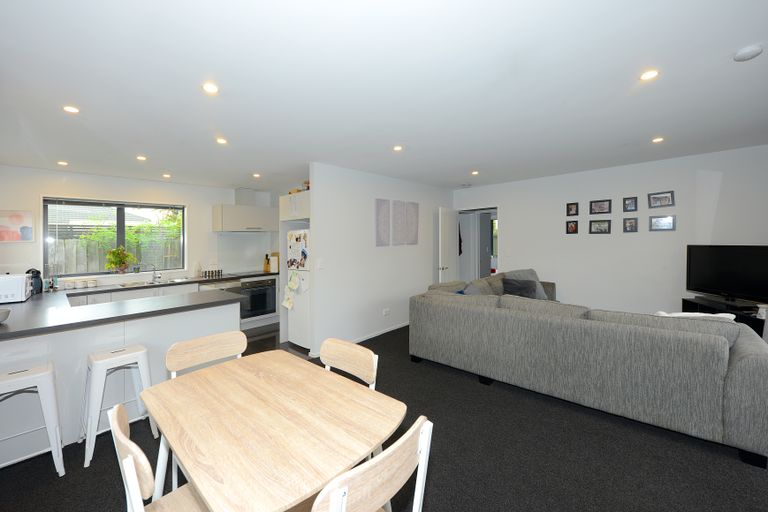 Photo of property in 108 Hills Road, Edgeware, Christchurch, 8013