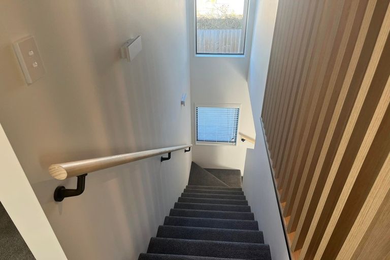 Photo of property in 39b York Street, Picton, 7220