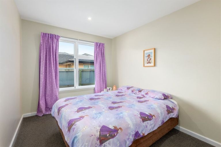 Photo of property in 1/2 Moreland Avenue, Papanui, Christchurch, 8053
