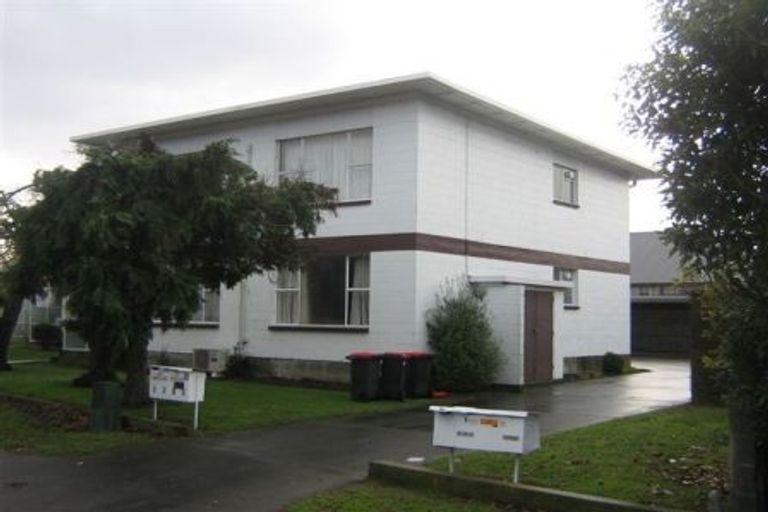 Photo of property in 1/48 Straven Road, Riccarton, Christchurch, 8011