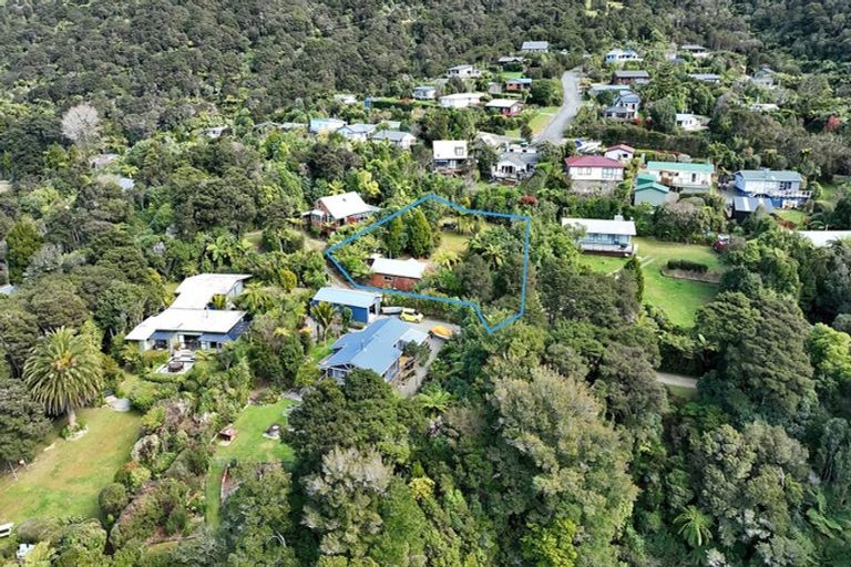 Photo of property in 26 Kamahi Road, Tennyson Inlet, 7195