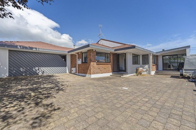 Photo of property in 2/171 Powderham Street, New Plymouth, 4310