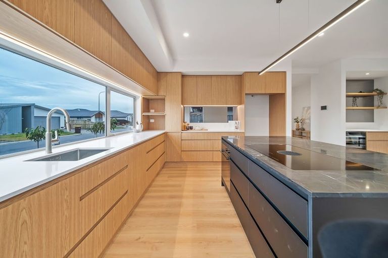Photo of property in 53 Mehrtens Crescent, Woodend, 7691