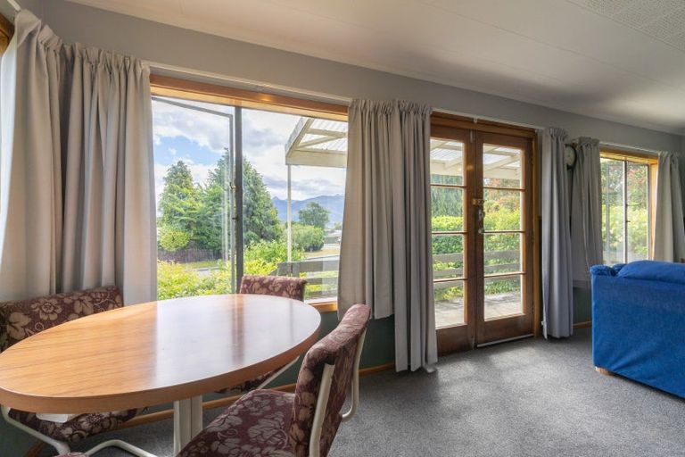 Photo of property in 39 Mackinnon Loop, Te Anau, 9600