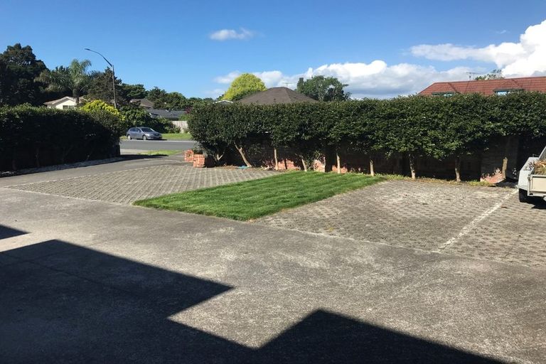 Photo of property in 333 Great South Road, Papakura, 2110