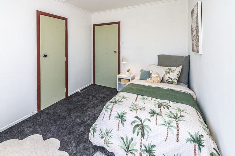 Photo of property in 12 Matai Street, Castlecliff, Whanganui, 4501