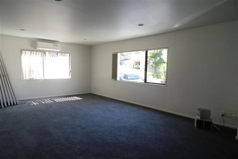 Photo of property in 3/44 Carlisle Road, Browns Bay, Auckland, 0630