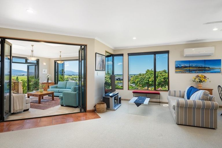 Photo of property in 10 Ridgetop Rise, Fairhall, Blenheim, 7272