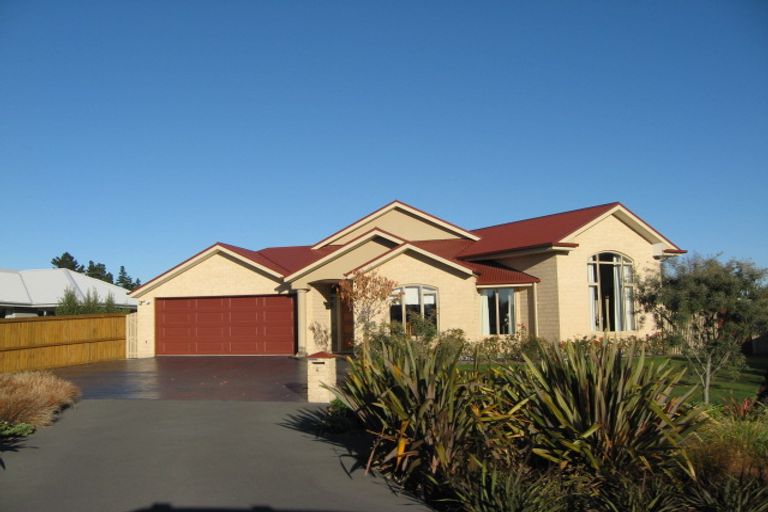 Photo of property in 6 Nautilus Place, Spencerville, Christchurch, 8083