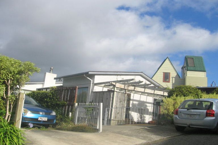 Photo of property in 49 Harbour View Road, Harbour View, Lower Hutt, 5010