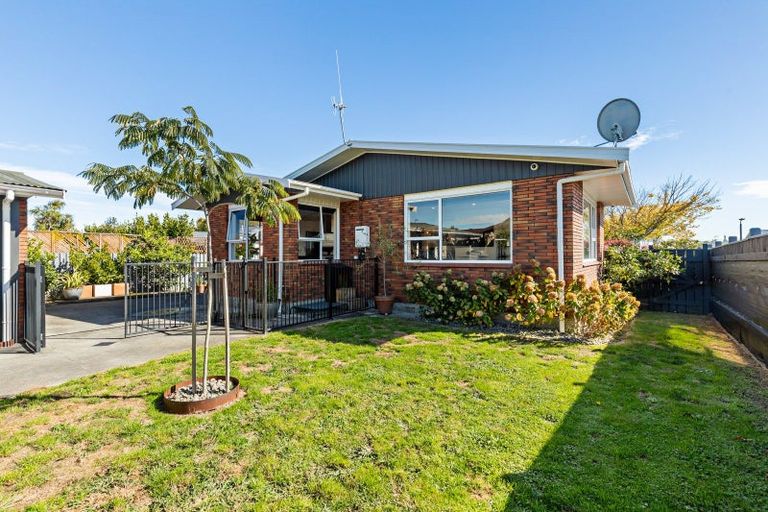 Photo of property in 16 Lockhart Avenue, Milson, Palmerston North, 4414