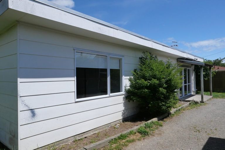 Photo of property in 22a Sussex Street, Levin, 5510